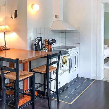 Nice Home In Mantorp With Kitchen Exteriér fotografie